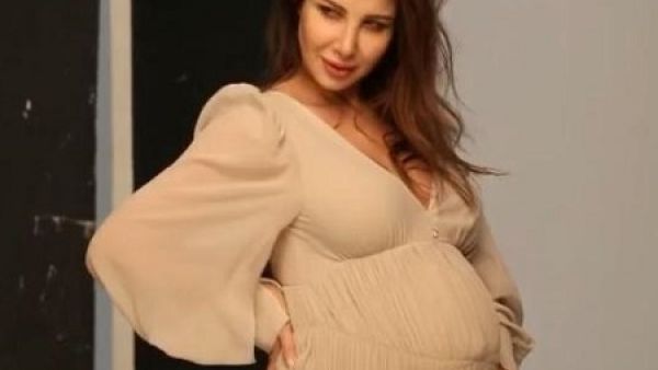 نانسي عجرم تستقبل ابنتها الثالثة