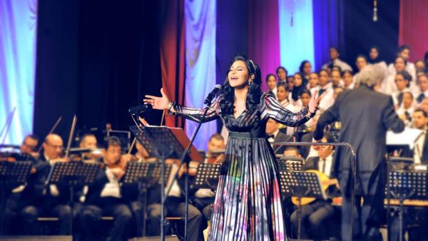 Ahlam claims to share the same dream as Greek musician Yanni to perform at the foot of the Pyramids in Egypt. (Facebook)