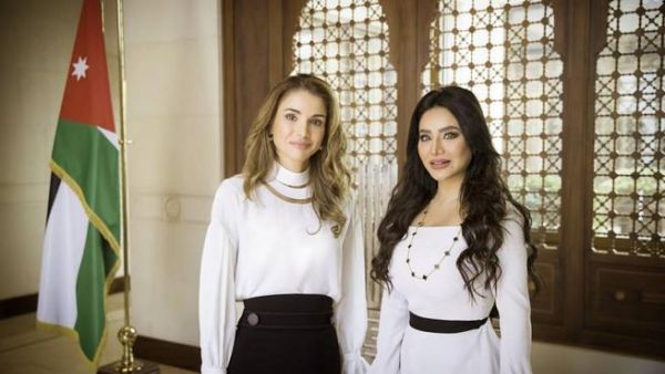  Lujain Oman shared a message about  Queen Rania of Jordan  (Source: Lujain Oman/  Instagram) 