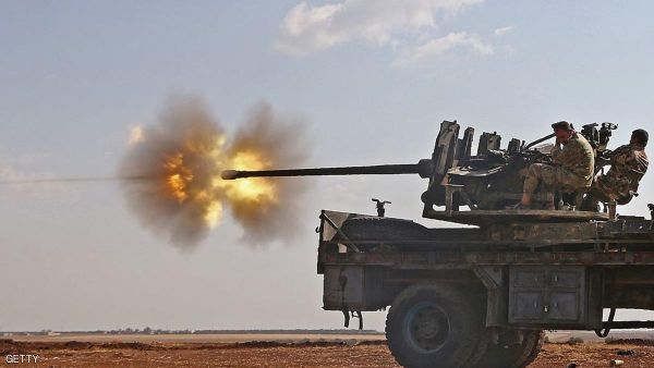 المتمردين أيضاً يستعرضون قوتهم الفعلية عند تقاطعات الطرق