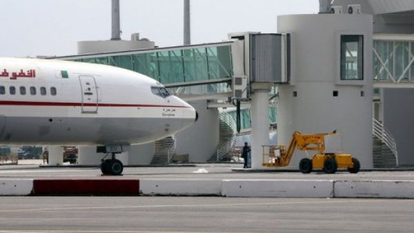 فرنسا تقر إجراءات جديدة لمنح تأشیرة الدخول للجزائريين
