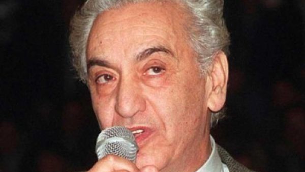 حسين آيت أحمد 