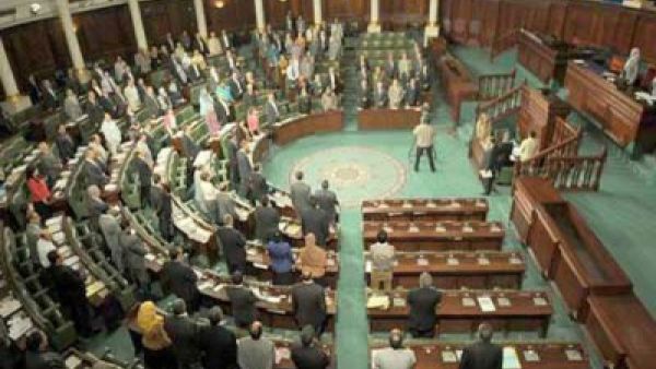  في الجزائر عشرات دور النشر التي ازدهرت خاصة في بعد 1988