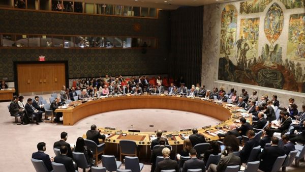 روسيا وأوكرانيا طلبت عقد الاجتماع