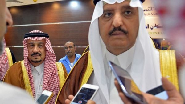 ليس من المتوقع أن يبادر أحمد بتحرك رغم ما يجتاحه من غضب وخوف على العائلة 
