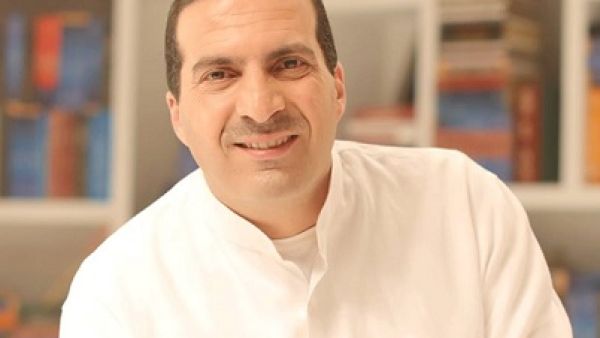 عمرو خالد