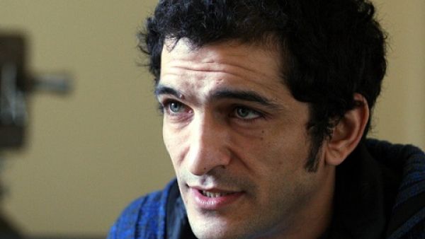 بعد موقفه من الإعدامات في مصر: بلاغ ضد عمرو واكد