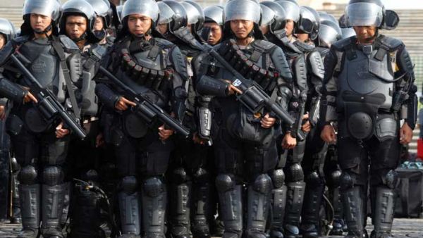 الشرطة الاندونيسية تتأهب لاحتجاجات ضد حاكم جاكرتا