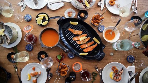 Enjoy fresh seafood at the fruits de la mer-themed event, which runs from 6pm to 11pm. Enjoy fresh seafood at the fruits de la mer-themed event, which runs from 6pm to 11pm.