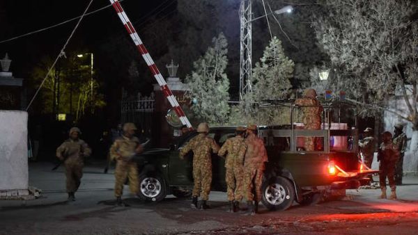 59 قتيلا على الأقل بهجوم على أكاديمية الشرطة في مدينة كويتا في باكستان