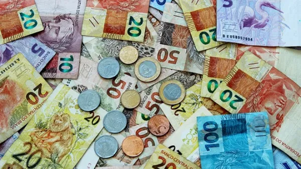 When offered a new job or an opportunity to contest your existing salary, make it a point to bargain. (Pixabay)