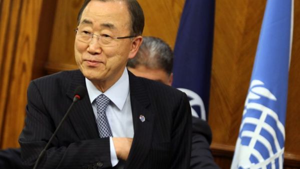 UN chief Ban Ki-moon holds a press conference with the World Bank president, Jordan's foreign minister and planning minister at the ministry of foreign affairs in Amman on March 27, 2016. (AFP/Ahmad Abdo)