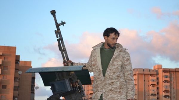 قال قيادي عسكري تابع لقوات "فجر ليبيا" إن قواتهم قصفت مواقع للجيش الليبي جنوب مصراتة 