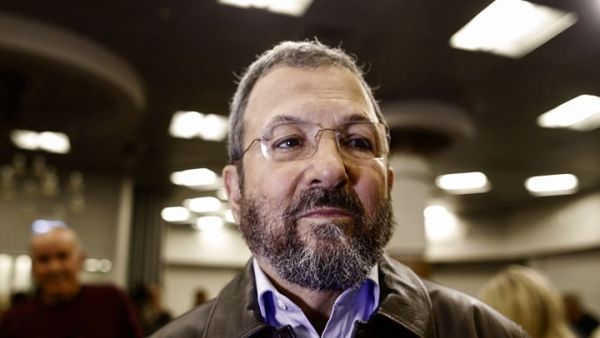 باراك التقى ليفني ويعلون في مسكنه بتل أبيب الخميس الماضي