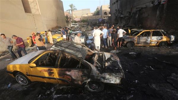 Car explosion in the city of Baquba, east of the Iraqi capital Baghdad. (AFP photo)
