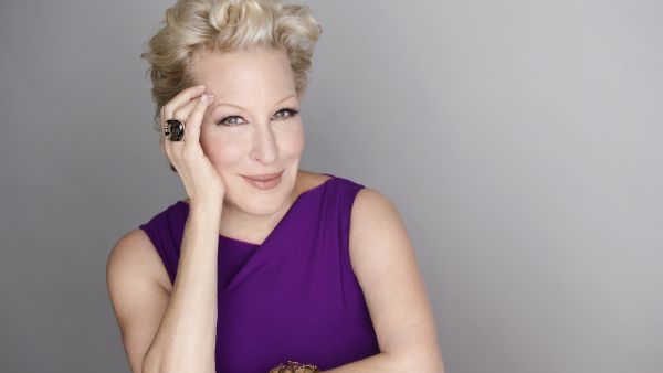 The stars expressed their sadness over what's happening in Syria. (WBR Press)