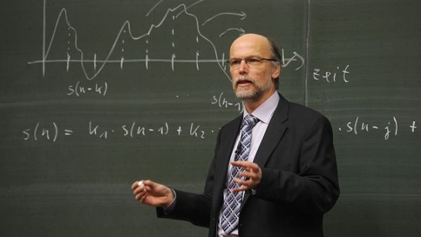 The projected growth rate for university professors is over 15 percent and salaries are among the best in the market. (Pixabay)