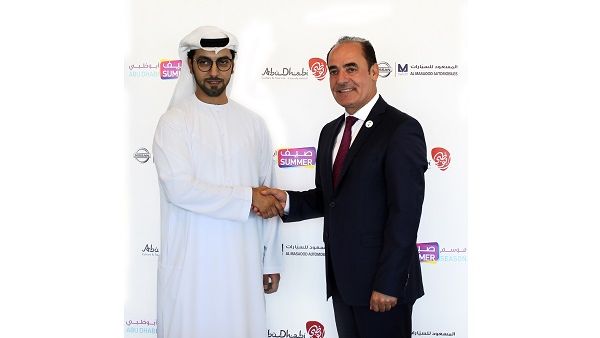 Sultan Al Mutawa Al Dhaheri, Executive Director of Tourism Sector of DCT Abu Dhabi and Irfan Tansel, Chief Executive Officer of Al Masaood Automobiles, during the partnership announcement.