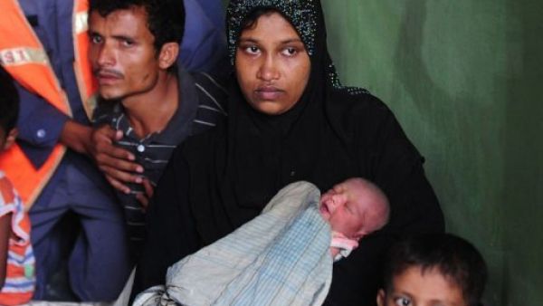 "لقد قتلوا عائلتي. أخي كان في عداد المفقودين. جاء الجنود إلى بيتنا. أوثقوا يدي زوجي وأغلقوا فمه. اغتصبوني واحدًا تلو الآخر أمام زوجي"