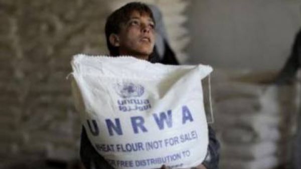 المخيمات الفلسطينية قابلة للانفجار في أية لحظة مع استمرار تدهور الاوضاع المعيشية 