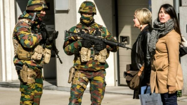 تشديد التدابير الامنية في اوروبا بعد اعتداءات بروكسل