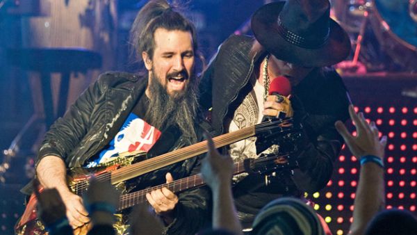 After a decade as guitarist for Guns & Roses, Ron Thal is following his muse – all the way to Tel Aviv. (Triplem.com.au)