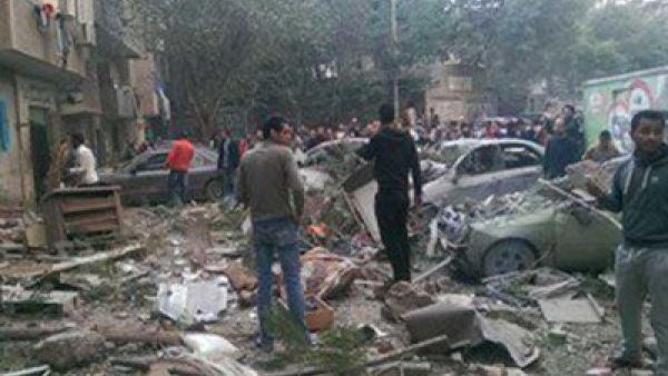 قتيل وثمانية جرحى بانفجار غربي القاهرة
