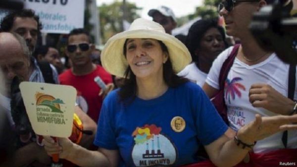 ابنة كاسترو تقود مسيرة للمثليين جنسيا في كوبا