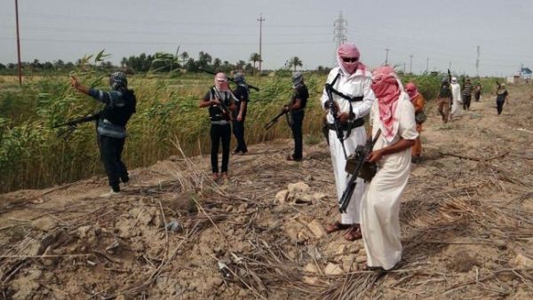 مسلحون شيعة يقتربون من الرمادي لاستعادتها من داعش