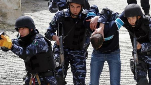 حملة اعتقالات للاحتلال بالضفة الغربية تطال أسرى محررين
