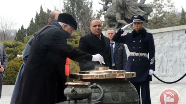 استنفار فلسطيني للتحضير لمؤتمر دولي للسلام - وكالة معا الاخبارية