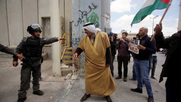 تفاصيل من "صفقة القرن" لتصفية القضية الفلسطينية
