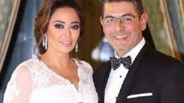 ابوتريكة يشعل الخلاف بين داليا البحيري و زوجها        