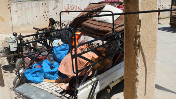 الأردن: لدينا معلومات مؤكدة بوجود مسلحين بين المجموعات التي تريد الدخول من سوريا
