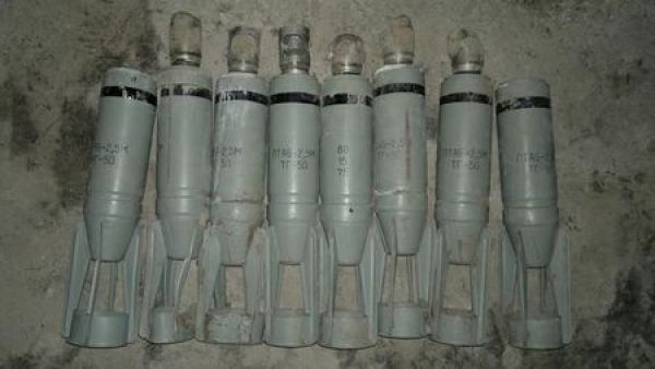 قنابل عنقودية وتهريب للذهب في دارفور