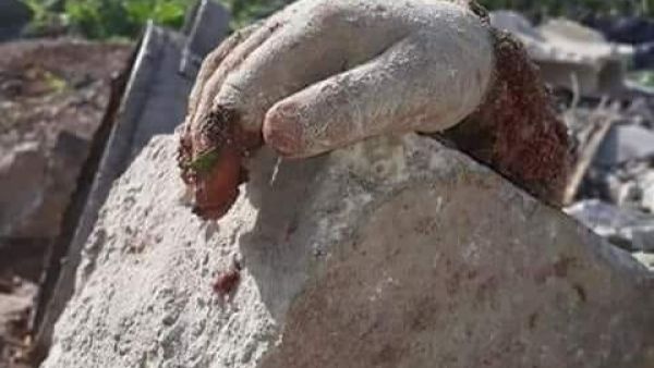 قدمت روسيا، وإيران، دعما عسكريا حاسما لقوات الرئيس السوري