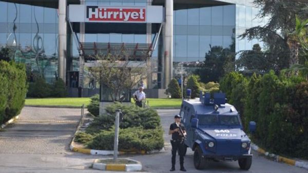 استقالة المدير العام لمجموعة دوغان الإعلامية التركية بعد فضيحة رسائل الكترونية