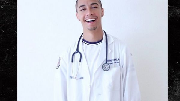 وفاة أحد متسابقي "America's Got Talent" في حادث سير قبل عرض حلقته
