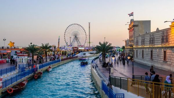 جولة حول العالم في يومين Shutterstock