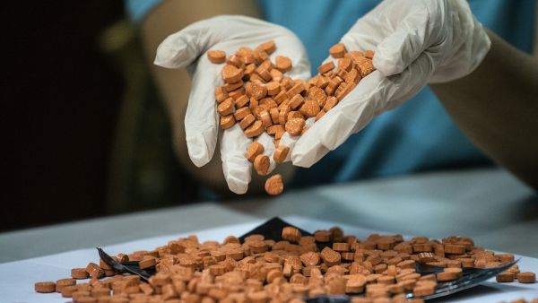 حبوب ترامب تحتوي على مخدر MDMA