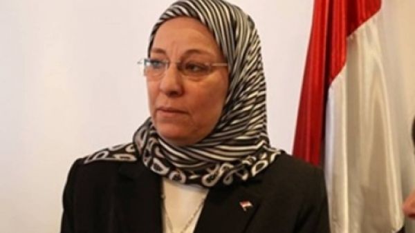 أنباء عن القبض على وزيرة القوى العاملة السابقة
