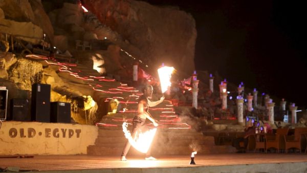 Theater festival kicks off in Sharm el-Sheikh as foreign delegations arrive. (Themalaymailonline.com)