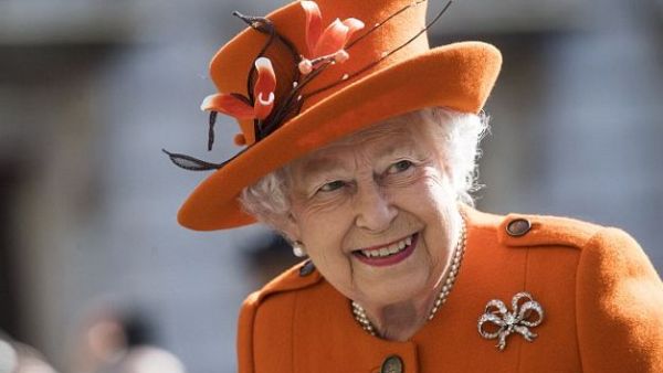 الملكة إليزابيث