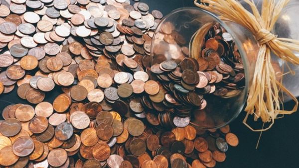 Employees’ financial burden in not their problem alone. (Pexels)