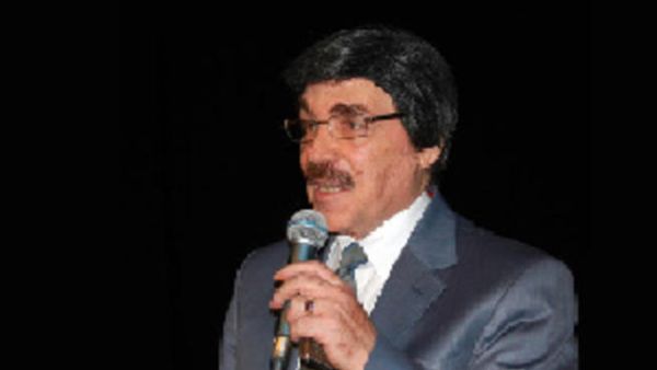ياسر العظمة