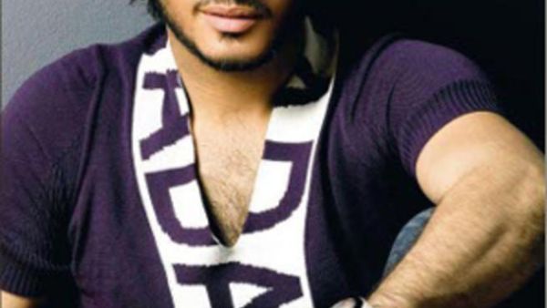 Essaf is not charity-singing