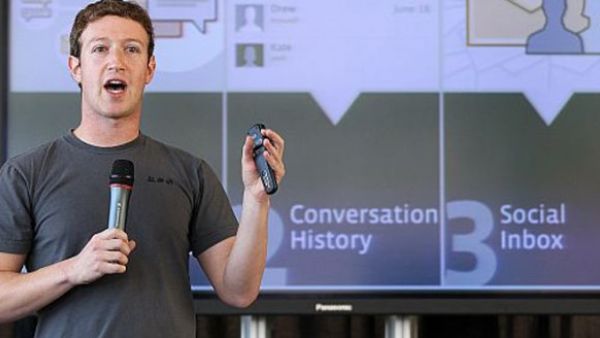 حدد كولينز مهلة نهائية لزوكربرغ للرد، حتى 26 آذار/ مارس 