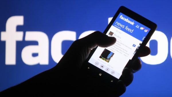 A group of drug-sellers in Abu Dhabi used Facebook to push their illegal goods. (Shutterstock)