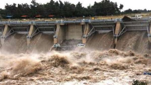 أشار مسؤول في حكومة لاوس إلى أن فرق الإنقاذ تواصل البحث عن مئات المفقودين  