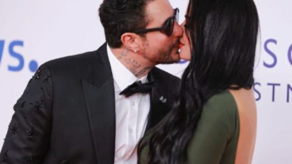The Egyptian actor raised controversy by kissing his wife on he redcarpet in front of the flashing cameras. (Source: fishawyofficial - Instagram)